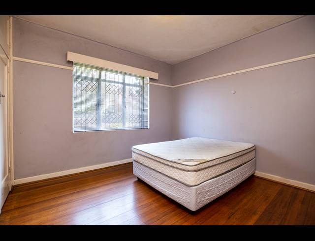 2 BEDROOM APARTMENT FOR SALE IN GLENWOOD